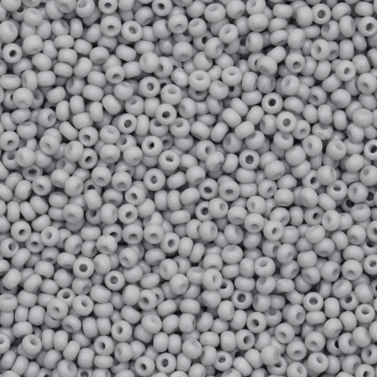 10/0 Preciosa Seed Beads Solgel Chalk Grey