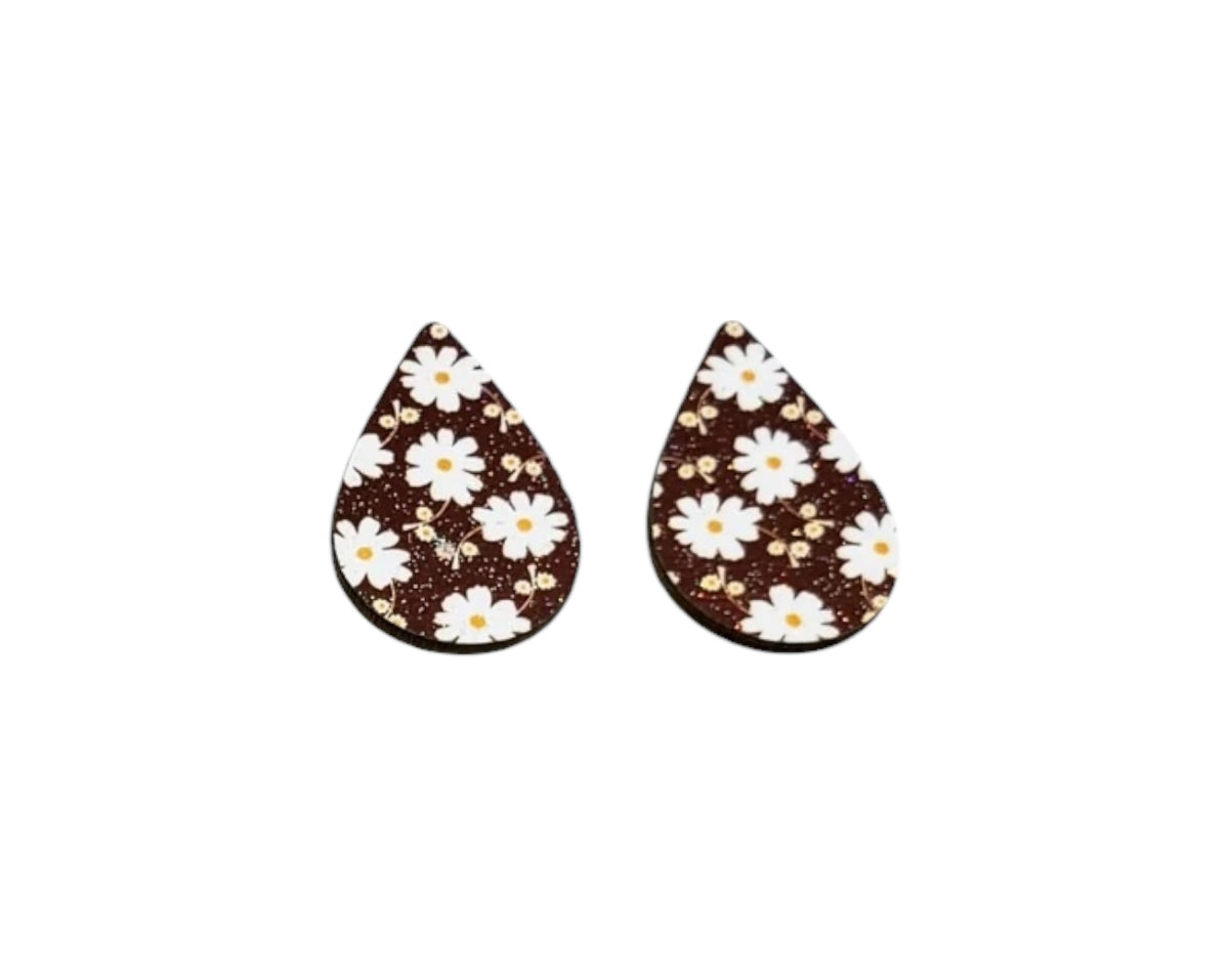 Wooden Daisy Teardrop Cabochons – 1.25″ (Sold in Pairs)