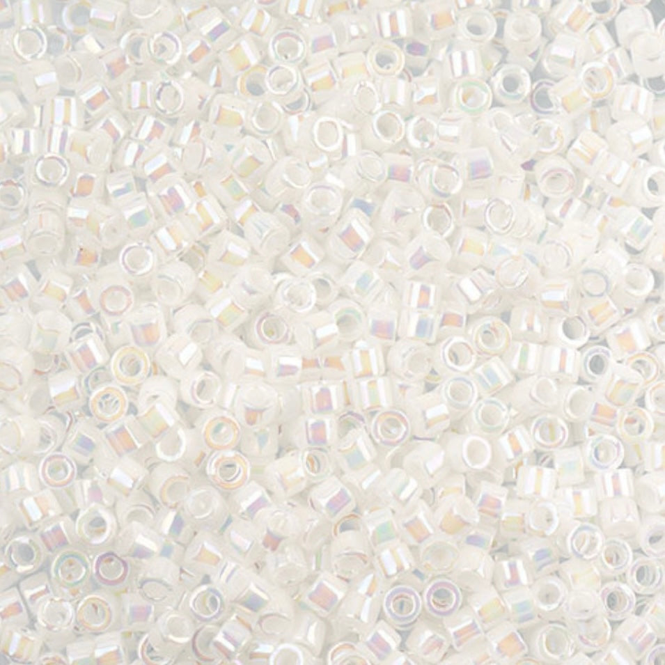 Delica 11/0 RD #0202 White Pearl AB 5.2g Vial